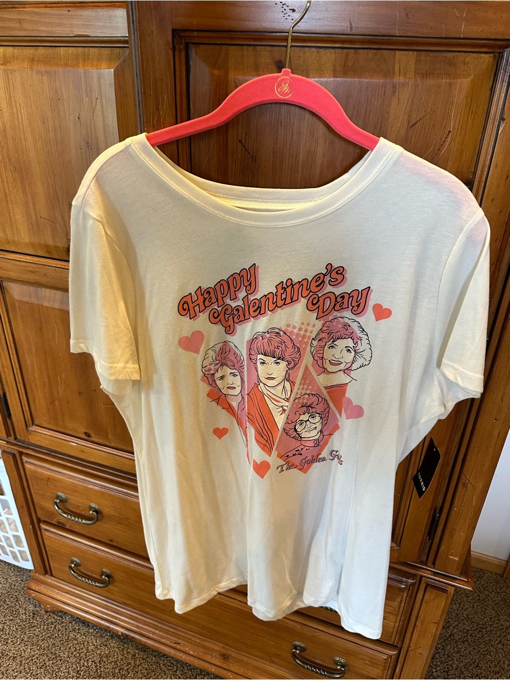 Torrid Women’s White 'Happy Galentine's Day' Graphic Tee NWT - size 0